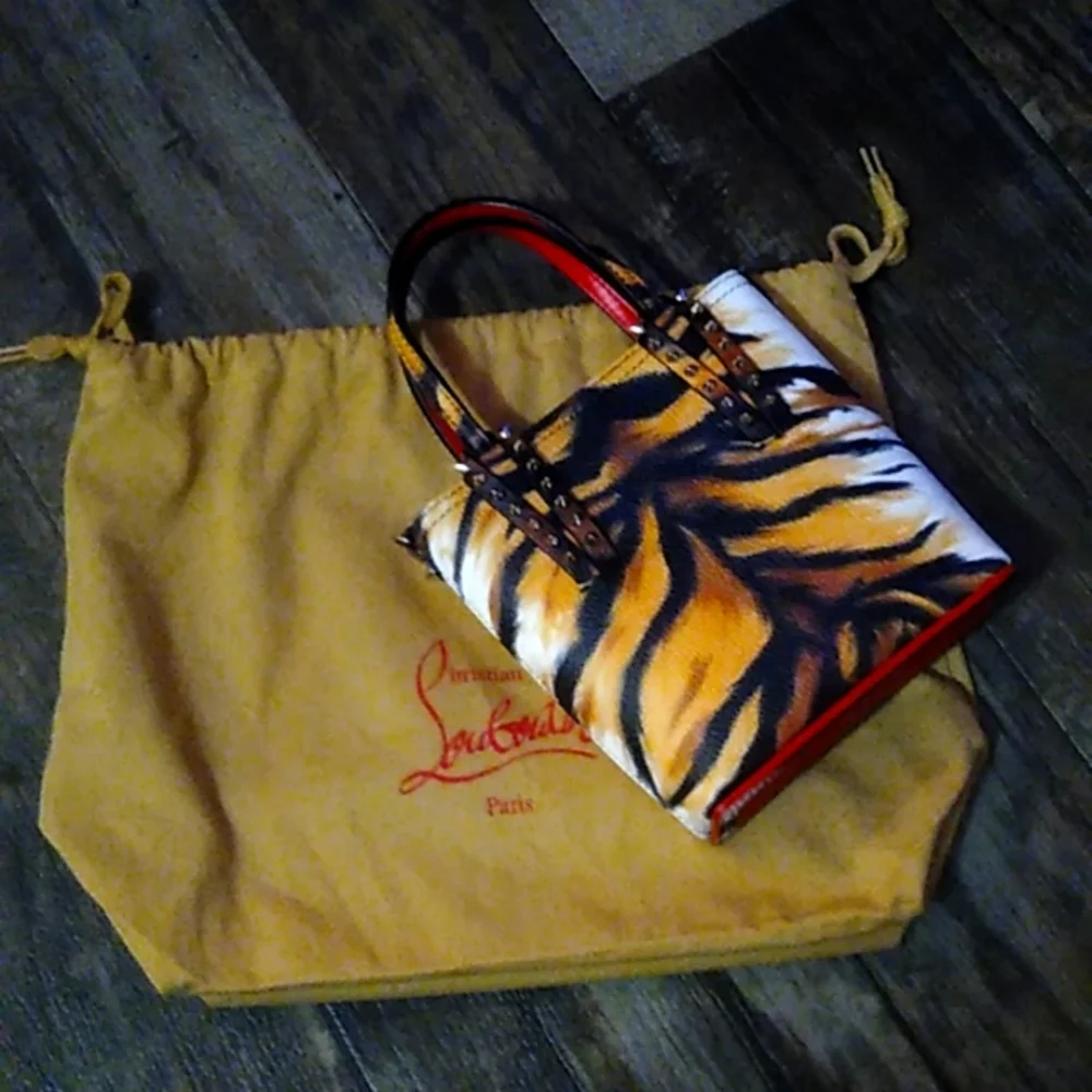 Christian Louboutin Mini CabataTiger Red Leather Studded Crossbody Bag - Picture 4 of 15